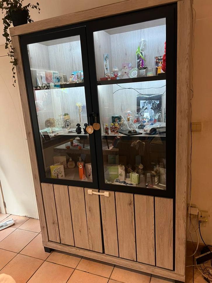 Meubel set, Huis en Inrichting, Kasten | Vitrinekasten, Zo goed als nieuw, Ophalen