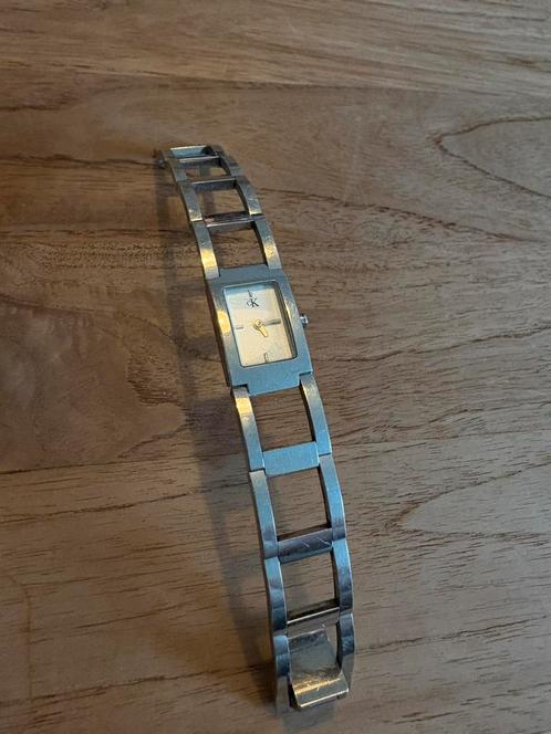 Calvin Klein Swiss Made Dameshorloge – Iconisch Design, Handtassen en Accessoires, Horloges | Dames, Gebruikt, Polshorloge, Overige merken