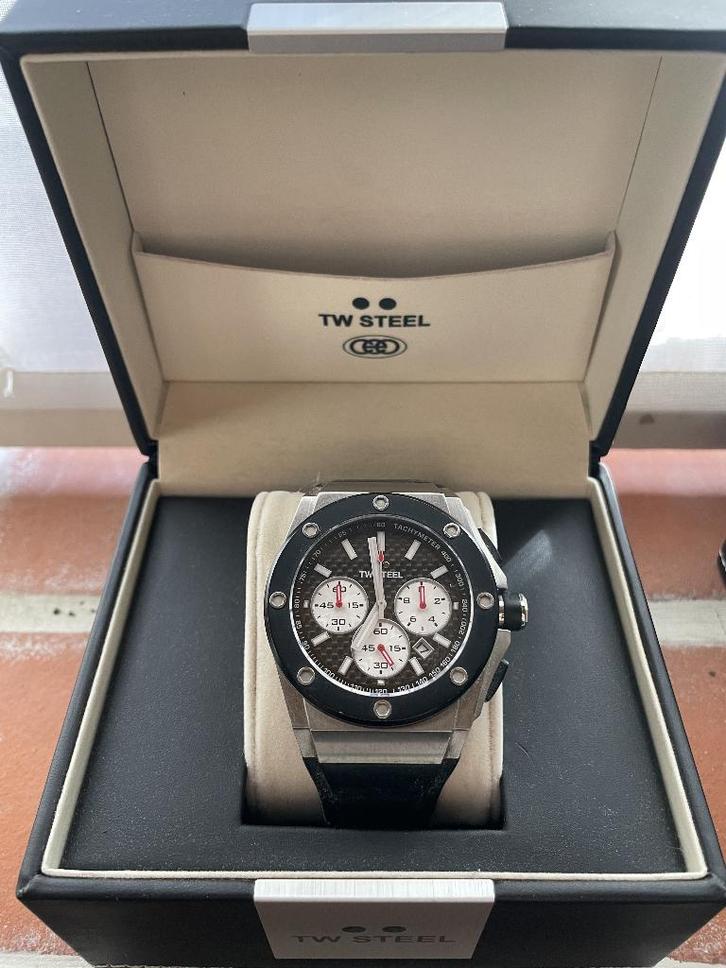 TW Steel CE4020 (2016), Handtassen en Accessoires, Horloges | Heren, Zo goed als nieuw, Polshorloge, Overige merken, Staal, Overige materialen