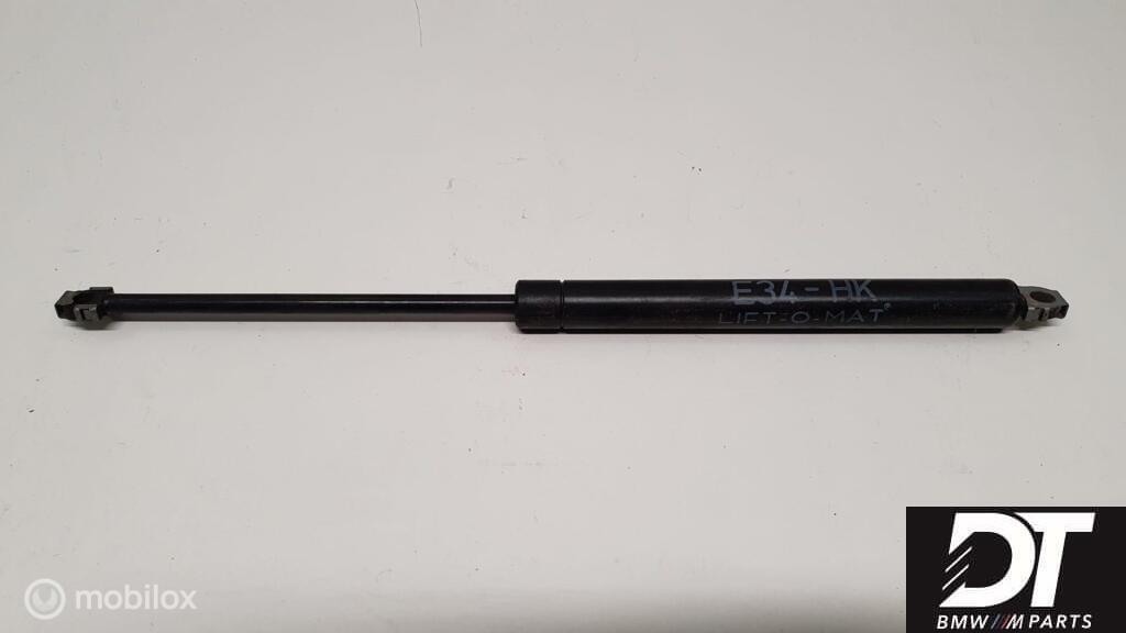 Gasveer achterklep BMW 5-serie E34 ('88-'95) 51248110327, Gebruikt, Ophalen of Verzenden, BMW, BMW