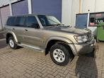 Nissan Patrol *3.0-AIRCO-LONG CHASSIS* (bj 2001), Auto's, Gebruikt, 2953 cc, Overige kleuren, Patrol