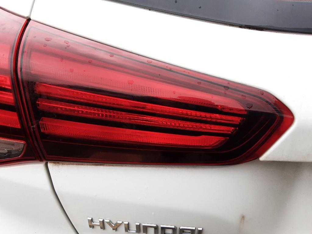PANNEAU ARRIÈRE GAUCHE AVEC LAMPE Hyundai i20 (GBB), Mevr. I. Hauben, Utilisé, Hyundai, Rue de l'Espoir 34 34
4030  GRIVEGNÉE, BE