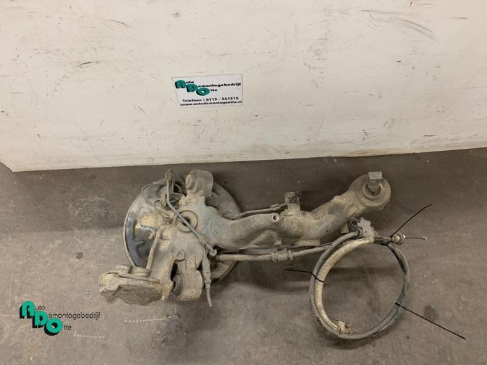 Fusee links-achter van een Fiat Doblo (Doblo 10-), Auto-onderdelen, Ophanging en Onderstel, Fiat, Gebruikt, 3 maanden garantie