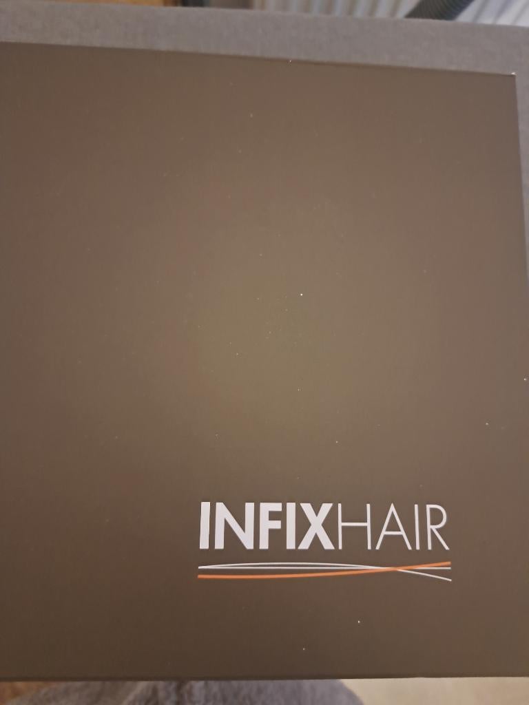 Pruik, Ophalen, Zo goed als nieuw, Pruik of Haarverlenging