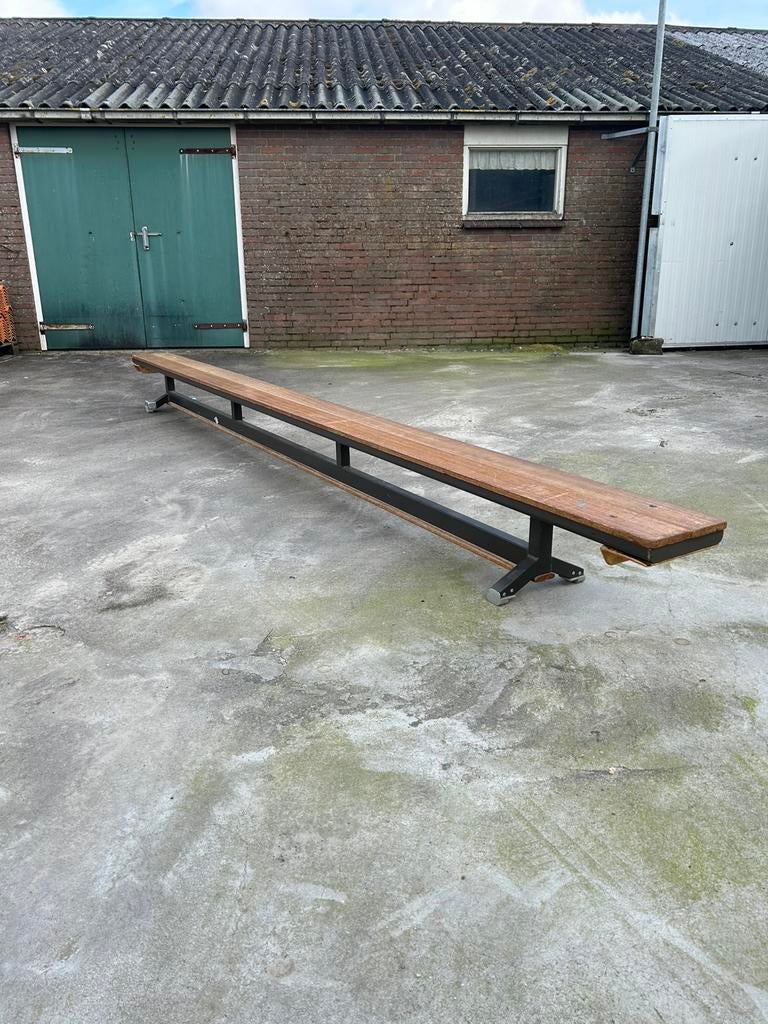 Turnbank 420cm twee stuks, Ophalen, Zo goed als nieuw