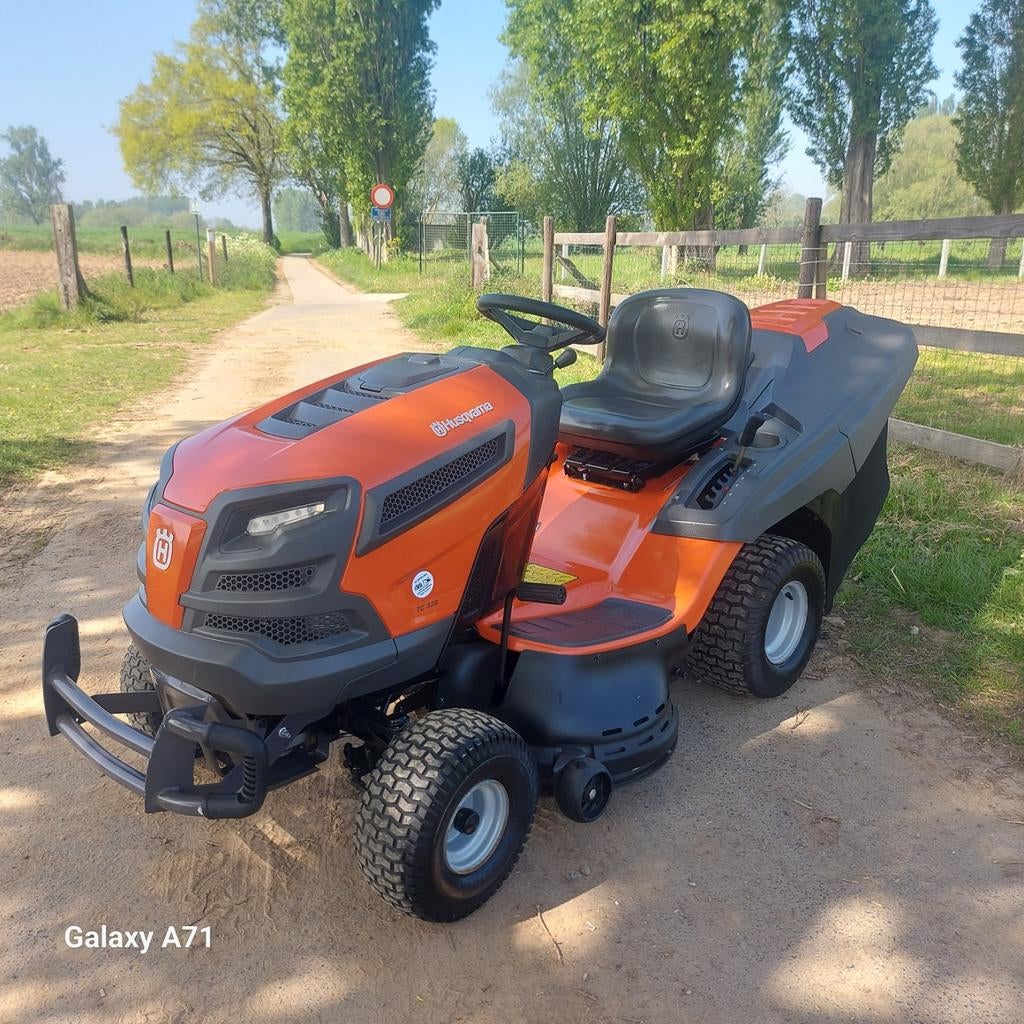 Zitmaaier husqvarna pro hydrostaat 21pk !, Tuin en Terras, Zitmaaiers, Ophalen, Opvangbak