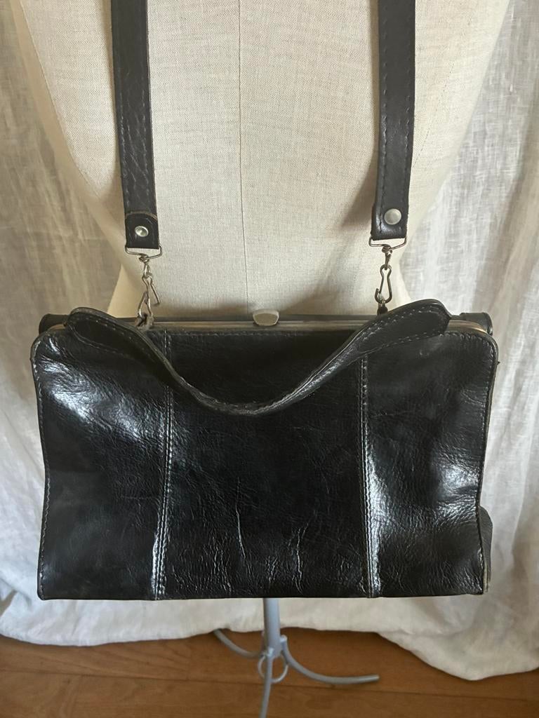 Sac à main en cuir noir, Envoi, Comme neuf, Sac à main