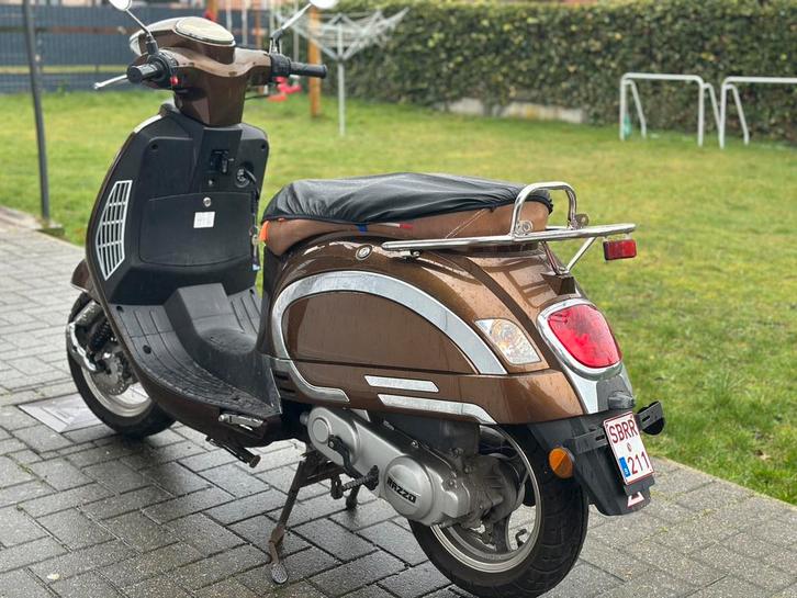 Brommer klase B met papieren, Fietsen en Brommers, Brommers | Overige merken, Zo goed als nieuw, Ophalen