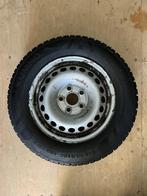 1x Volkswagen Reservewiel Winterband Kumho 215-65-16 107R DO, Auto-onderdelen, Banden en Velgen, -, Banden en Velgen, Gebruikt