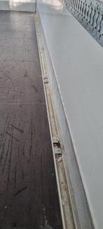 Camion caisse, Enlèvement