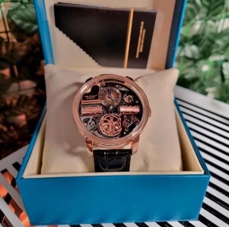 Montre Pindu Godfather (Jacob&Co) - montre automatique, Bijoux, Sacs & Beauté, Montres | Hommes, Comme neuf, Montre-bracelet, Autres marques