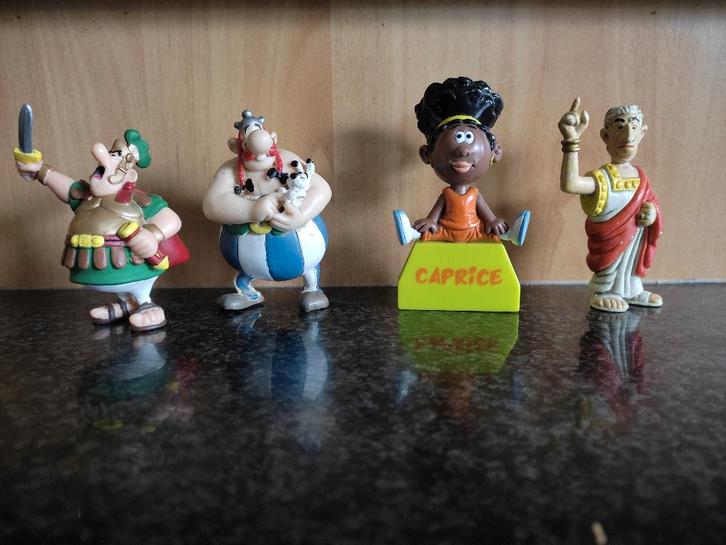 4 figurines (2) - vente à la pièce ou en lot., Verzamelen, Stripfiguren, Zo goed als nieuw, Beeldje of Figuurtje, Asterix en Obelix
