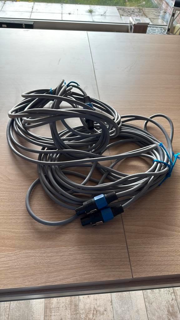 2 câbles Speakon 10m pro pour sono, Informatique & Logiciels, Pc & Câble réseau, Comme neuf, Enlèvement ou Envoi