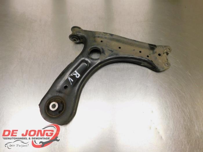 Bras de suspension avant droit d'un Skoda Fabia, Autos : Pièces & Accessoires, Suspension & Châssis, Skoda, Utilisé, 3 mois de garantie