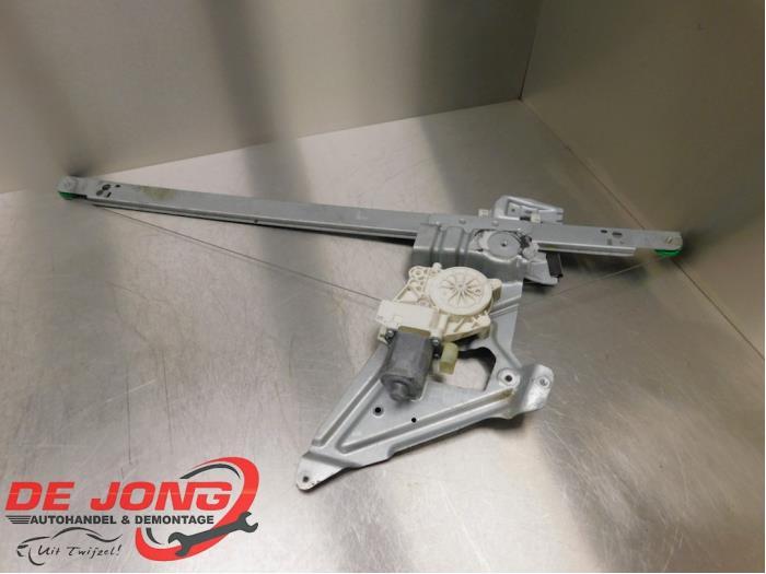 Ruitmechaniek 2Deurs links-voor van een Mercedes Sprinter, Auto-onderdelen, Ruiten en Toebehoren, Mercedes-Benz, Gebruikt, 3 maanden garantie