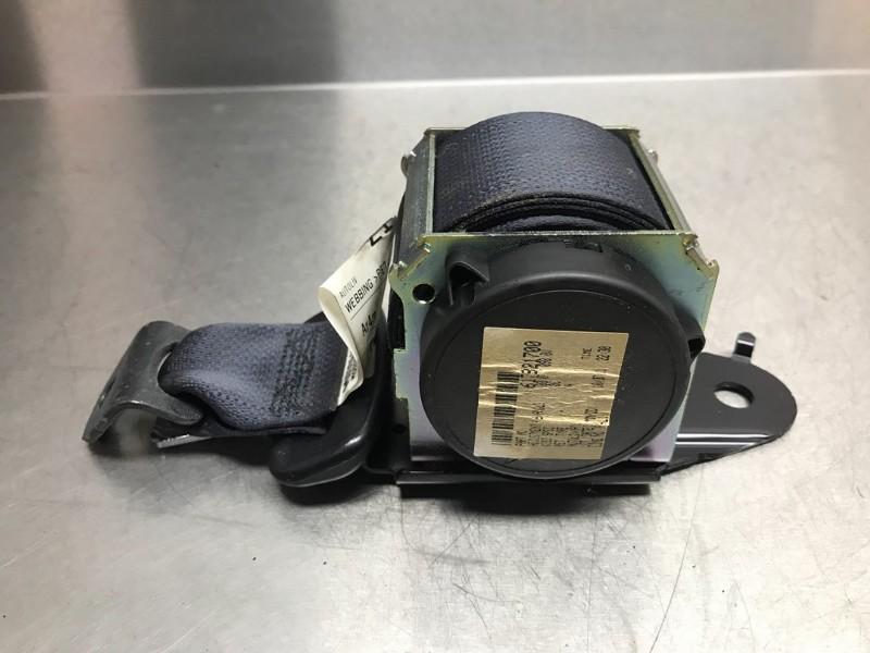 CEINTURE DE SECURITE ARRIERE DROITE Mitsubishi ASX, Autos : Pièces & Accessoires, Habitacle & Garnissage, Mitsubishi, Utilisé