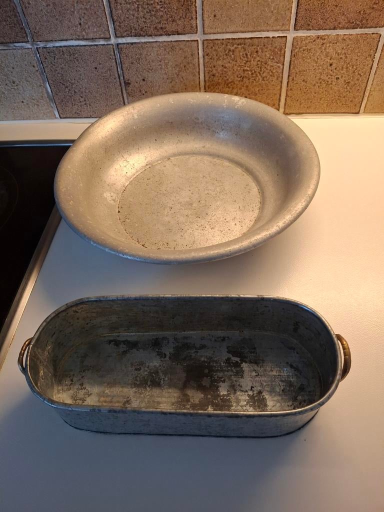 Vintage zamak schaal, diameter 27 cm, alu ovalen bloempot, Tuin en Terras, Ophalen of Verzenden