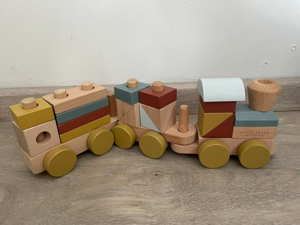 Houten trein Little Dutch, Enfants & Bébés, Jouets | Thomas le petit Train, Enlèvement, Comme neuf