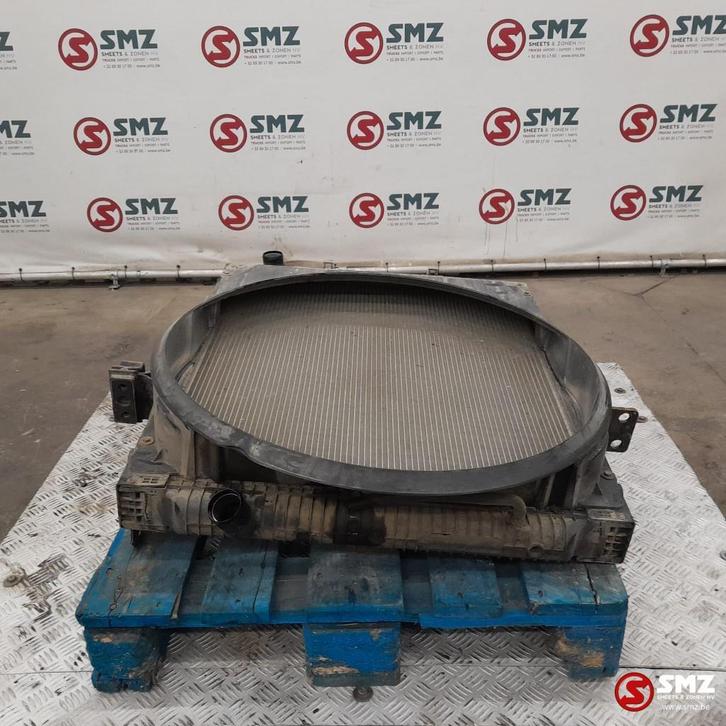 Occ radiator Renault, Auto-onderdelen, Vrachtwagen-onderdelen, Renault, Motor en Accessoires, Gebruikt