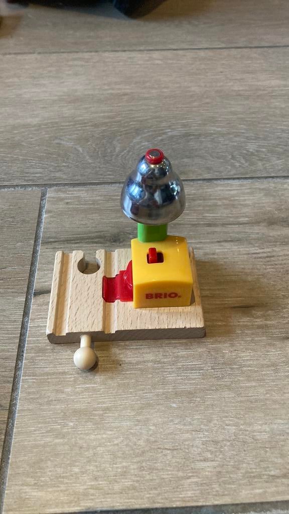 Brio magnetisch belsignaal 33703, Ophalen, Zo goed als nieuw