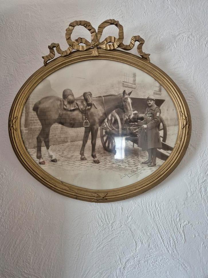 WW1 PHOTO SOUVENIR AVEC SUPERBE CADRE, Antiquités & Art, Antiquités | Accessoires de maison, Enlèvement