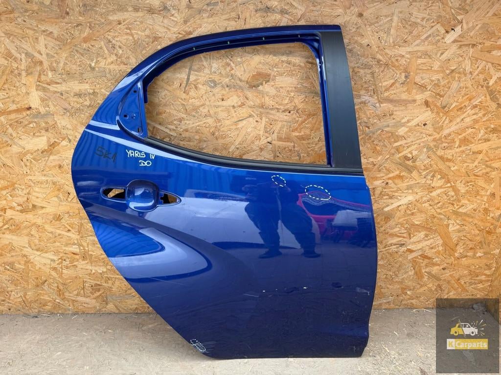 Porte arri re droite Toyota Yaris IV, Info@toyota.co.jp, Toyota Motor Corporation, Toyota-Cho 1
471-8571  Toyota City, Toyota