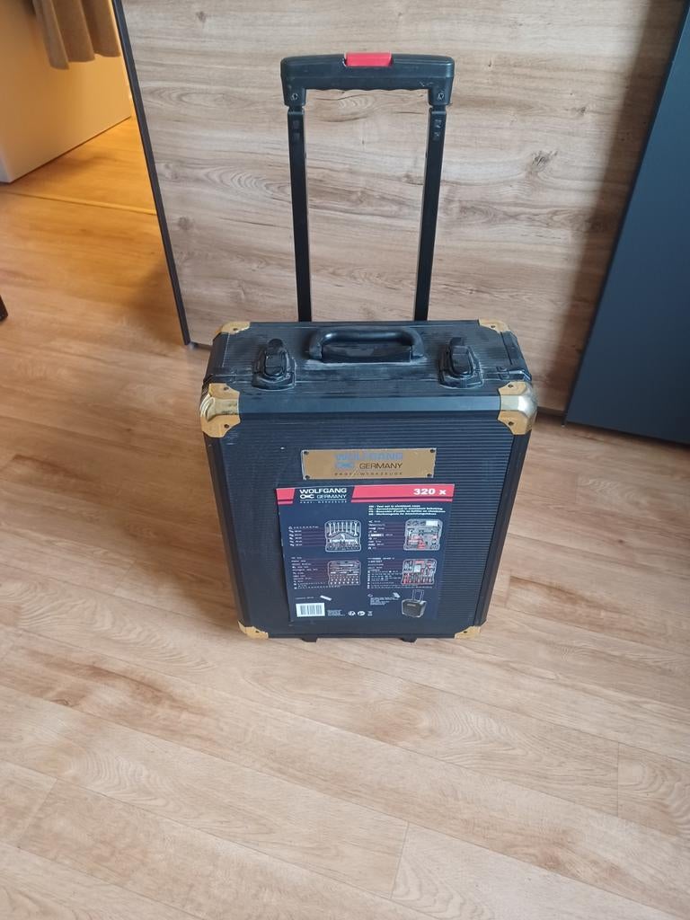 Complete gereedschapskoffer, Ophalen, Gevuld, Zo goed als nieuw