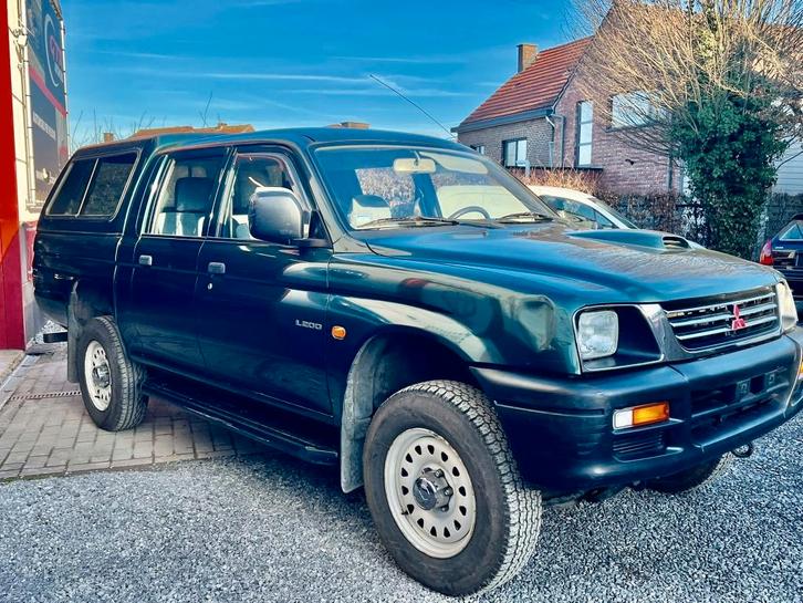 Mitsubishi L200/166 000 km/2,5 diesel, Autos, Mitsubishi, Entreprise, L200, 4x4, Diesel, Enlèvement