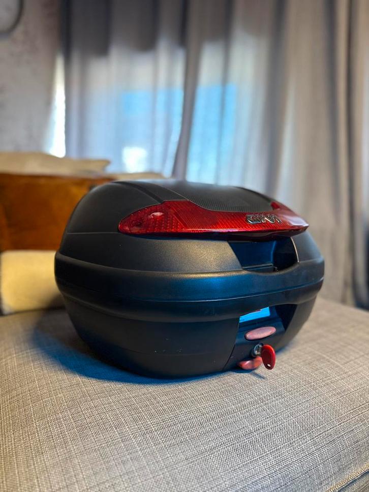 Topkoffer / Topcase Givi 30l, Motos, Accessoires | Valises & Sacs, Utilisé, Enlèvement