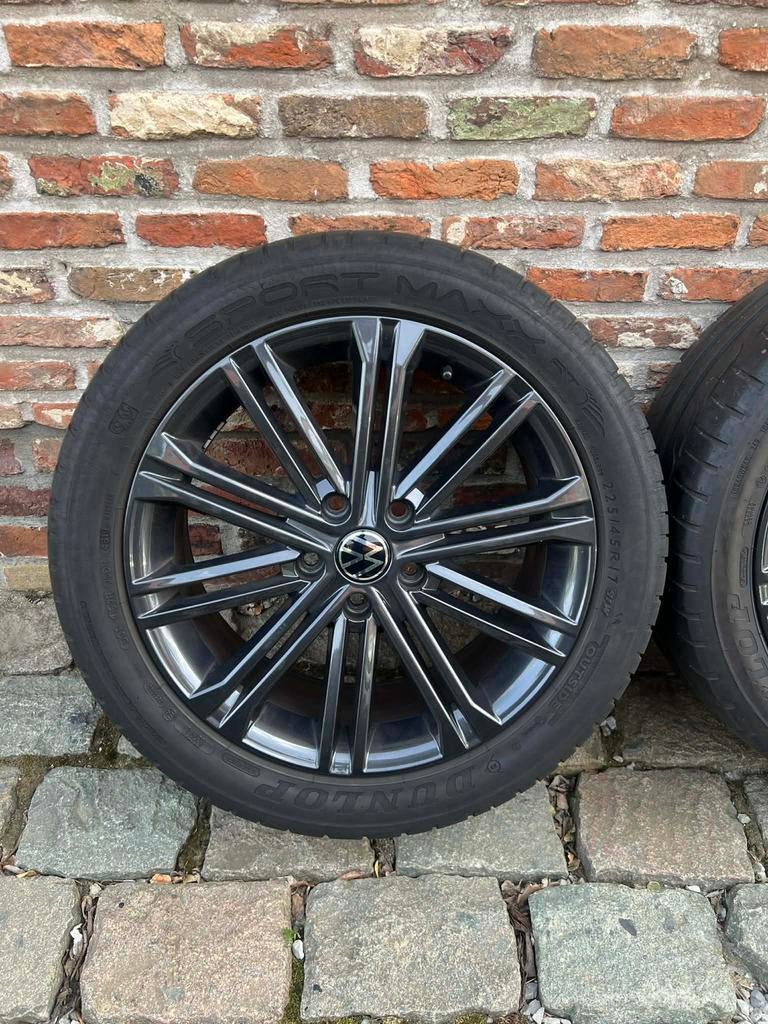KIT ÉTÉ VW GOLF 6/7/8 225/45/R17, Autos : Pièces & Accessoires, Pneus et Jantes, Véhicule de tourisme, Pneus été, 17 pouces