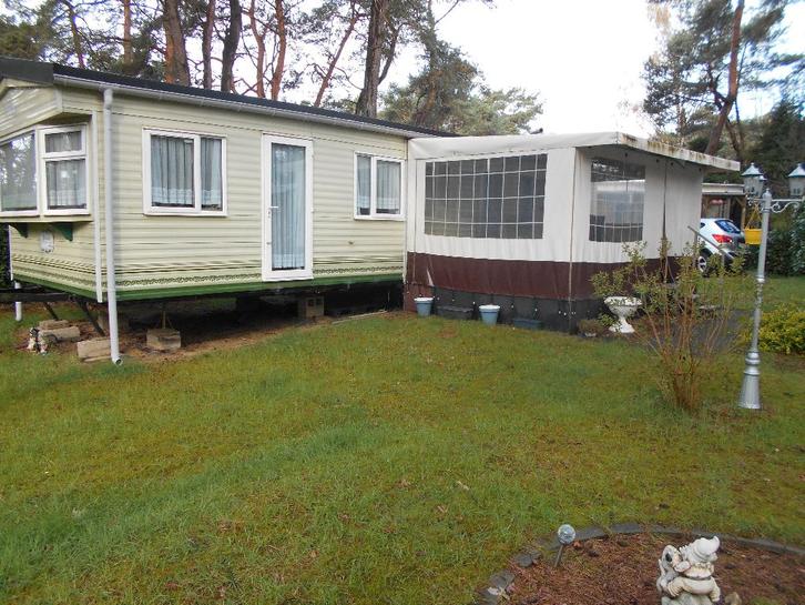 Wintervaste stacaravan met voortent en berghok Camping GT, Caravanes & Camping, Caravanes résidentielles, Enlèvement