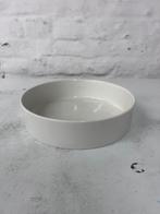 Witte porseleinen borden hoog 20 st, Ophalen, Zo goed als nieuw, Porselein, Bord(en)