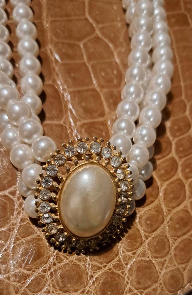 Vintage FM 1988 De Franklin Mint Mary McFadden, Handtassen en Accessoires, Kettingen, Zo goed als nieuw, Overige materialen, Wit