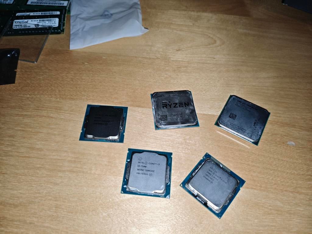 Lot processoren DDR4 & DDR3, Computers en Software, Processors, Ophalen of Verzenden