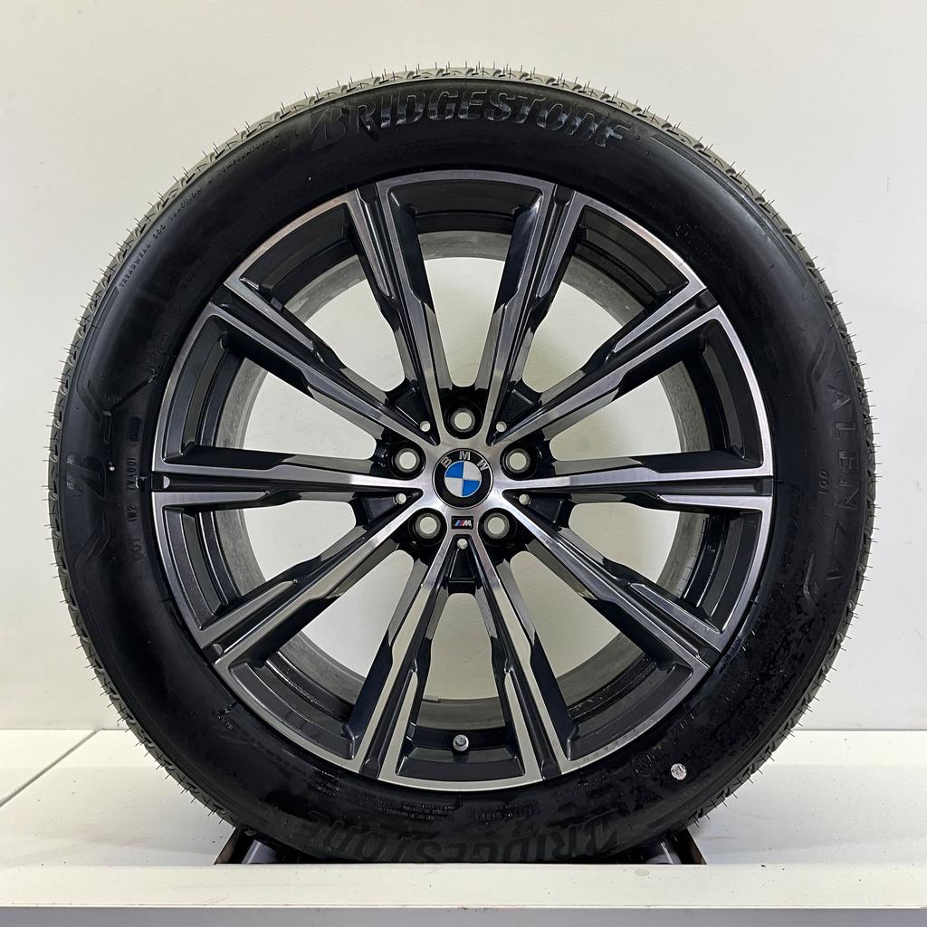 NIEUW BMW X5 G05 EN X6 G06 SET VELGEN + WINTERBANDEN 20 INCH, Auto-onderdelen, Banden en Velgen, -, 275 mm, -, Banden en Velgen