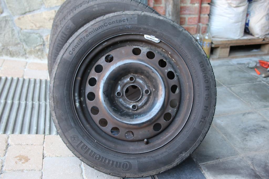 Continental autobanden 185/60 R15, Ophalen, Gebruikt