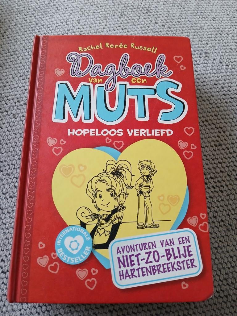 Dagboek van een muts, Boeken, Kinderboeken | Jeugd | 10 tot 12 jaar, Rachel Renée Russell, Ophalen of Verzenden, Zo goed als nieuw