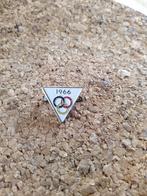 pin belgisch kampioenschap wielrennen 1966, Ophalen, Zo goed als nieuw, Sport, Speldje of Pin