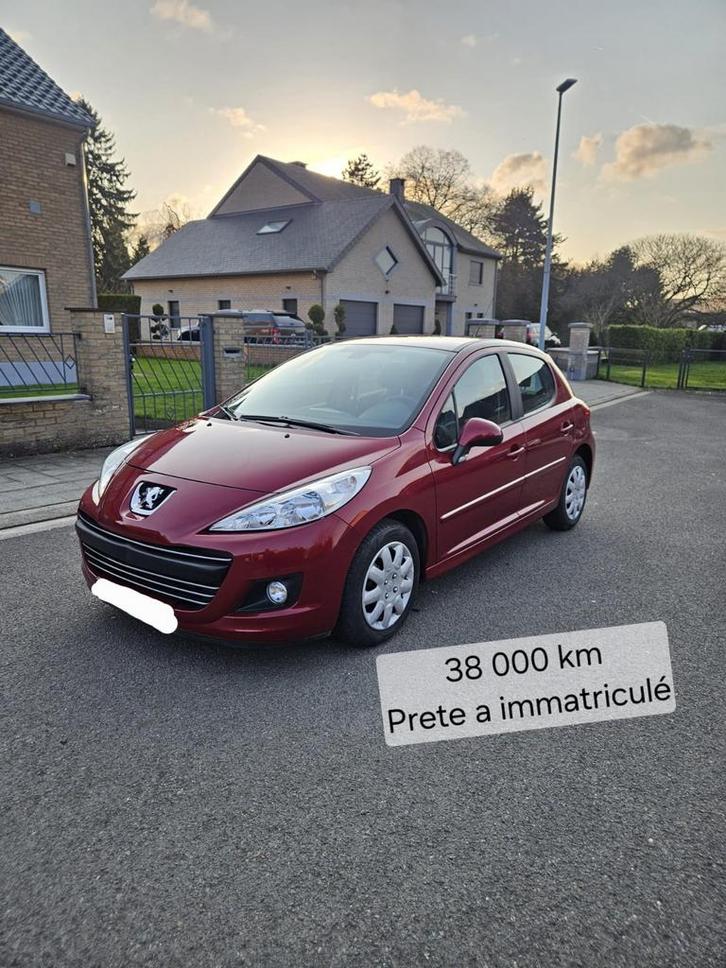38 000 km Prete a immatriculé Peugeot 207 1.4 essence 2010, Autos, Peugeot, Particulier, Essence, 5 portes, Entretenue par le concessionnaire