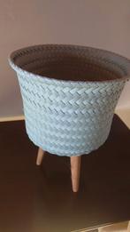 Plantenstandaard Handed By, Huis en Inrichting, Kamerplanten, Ophalen