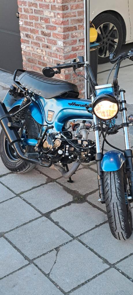 Dax skyteam 125cc, Motoren, Motoren | Honda, Particulier, Overig, 11 kW of minder, 1 cilinder, Minimaal motorrijbewijs A1, LED Verlichting