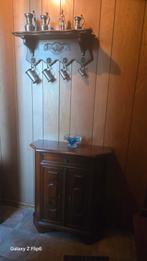 Meubles anciens avec pintes en étain, Antiek en Kunst, Antiek | Tin, Ophalen