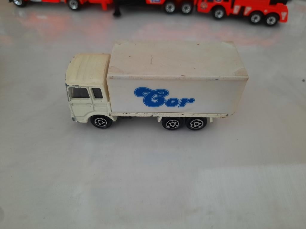 Majorette Saviem truck, Ophalen of Verzenden, Gebruikt, Bus of Vrachtwagen