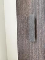 Maatkasten Wengé, Enlèvement, Utilisé