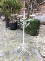 Hoge kandelaar kaarsen, Ophalen, Kandelaar