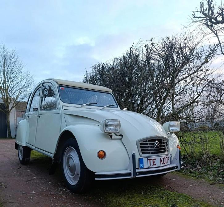 2CV6 CT 1976 restauré, Autos, Citroën, Particulier, 2CV, Essence, Cabriolet, Boîte manuelle, Beige, Beige, Traction avant, Enlèvement