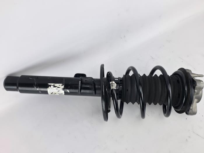 Amortisseur avant droit d'un BMW 3-Serie, Neuf, -, 6 mois de garantie, -