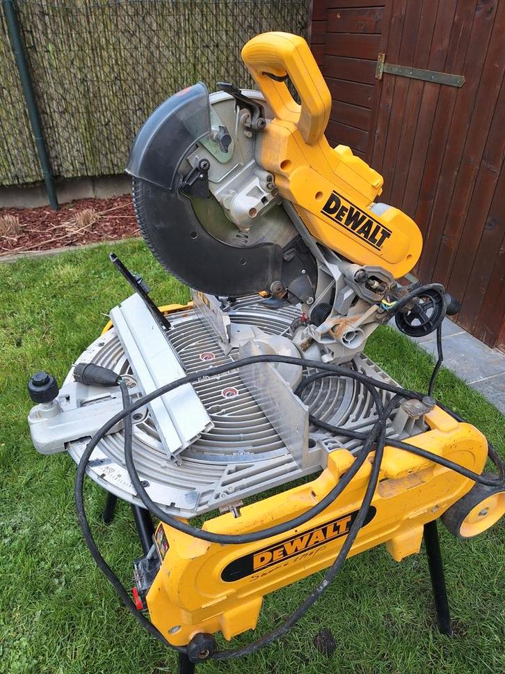 Professionele DeWalt D27105 Combinatiezaag, Doe-het-zelf en Bouw, Gereedschap | Zaagmachines, Afkortzaag, Ophalen