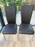 2 bruine stoelen, Huis en Inrichting, Stoelen, Ophalen, Kunststof, Gebruikt, Twee