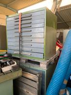 Profesionele laden kasten, Ophalen